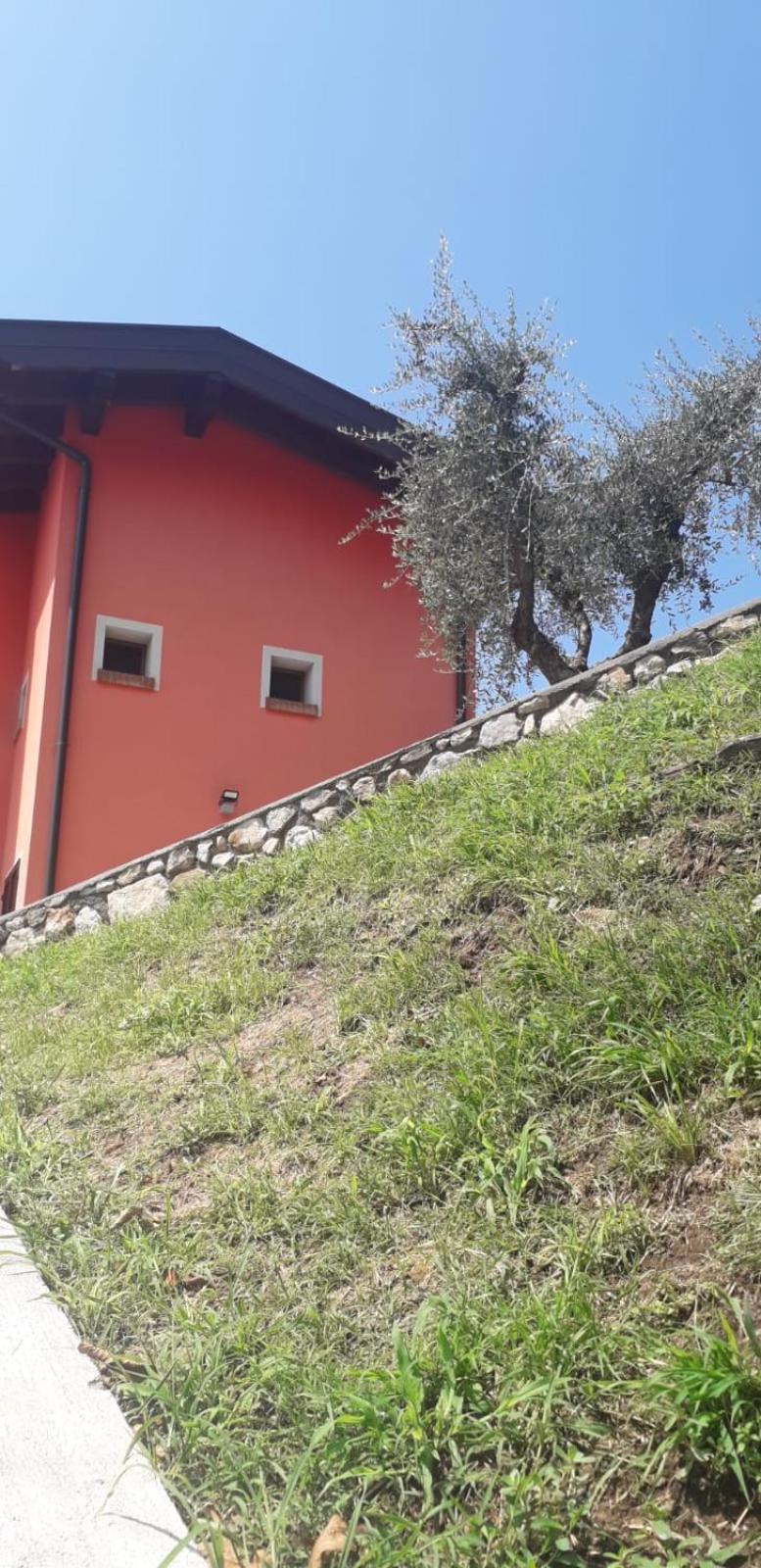 Agriturismo Cascina Lert Мароне Экстерьер фото
