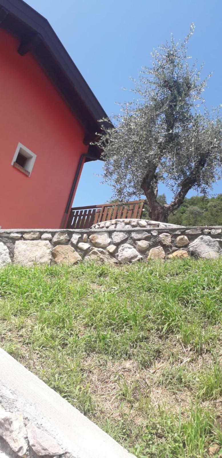 Agriturismo Cascina Lert Мароне Экстерьер фото