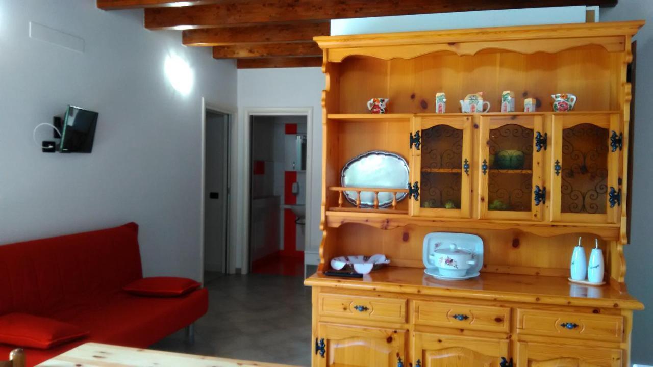 Agriturismo Cascina Lert Мароне Экстерьер фото